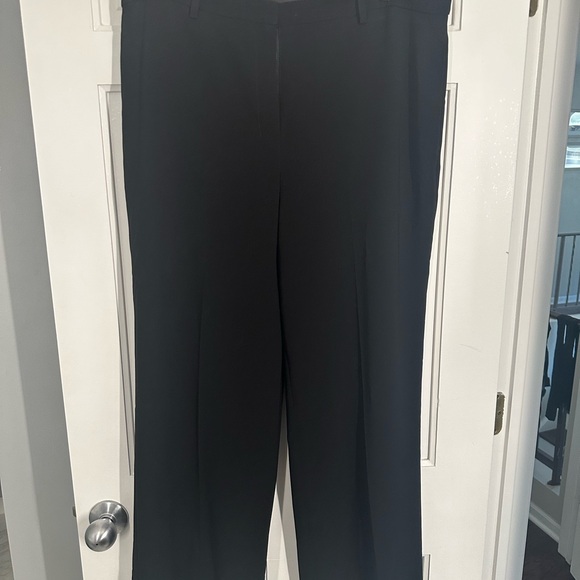 Theory, new without tags, two piece suit. - Picture 3 of 3